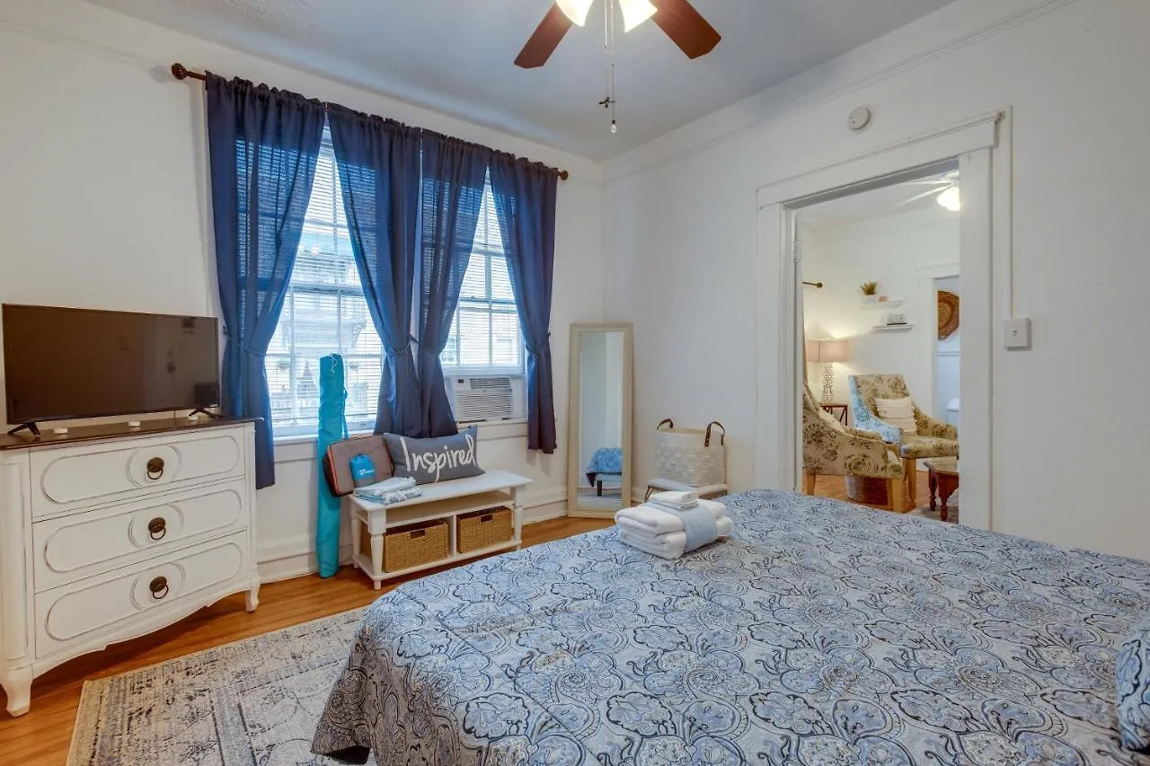 Walkable Savannah Escape In Historic District! Apartmán